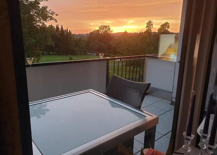 Charlie Mit Seeblick *