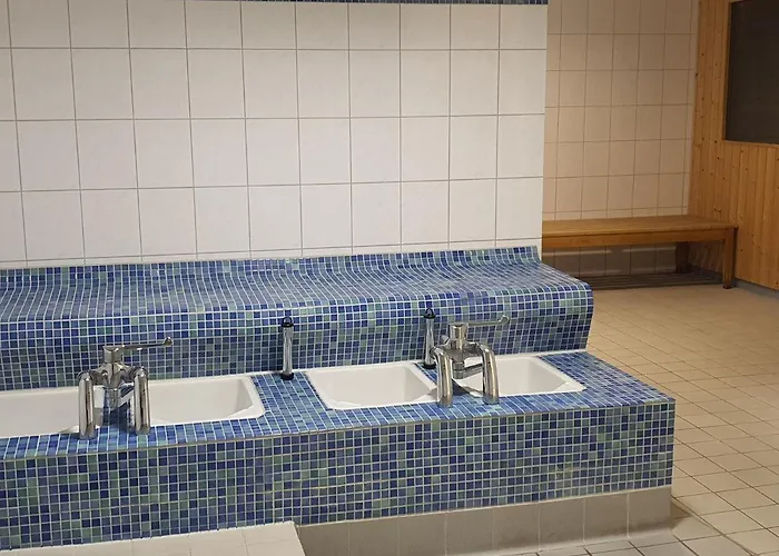 Charlie Mit Seeblick